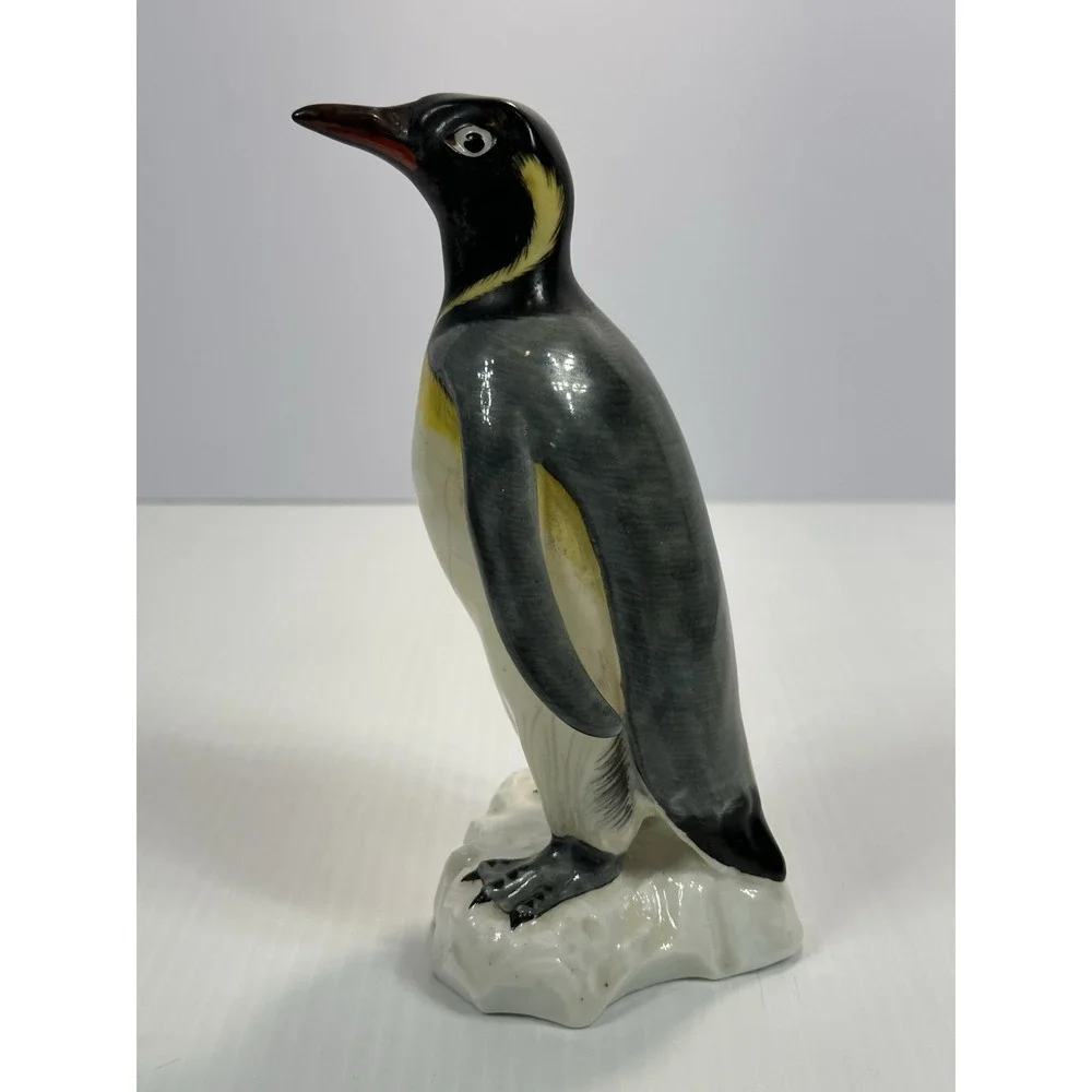 Vintage Penguin On Ice T. Goode & Co. South Audley‎ ST London Staff's England